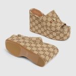 Women’s Interlocking G sandal - Image 4